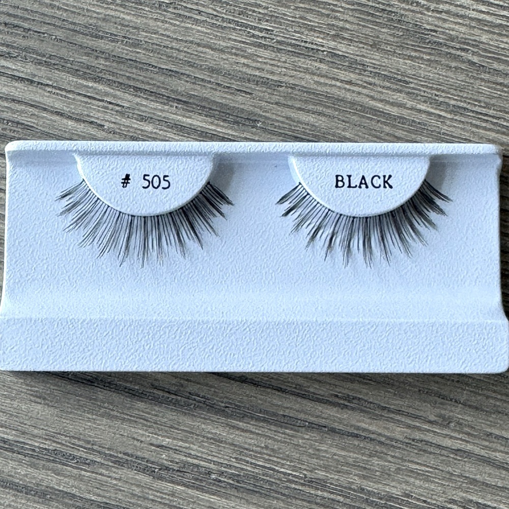 NEW! Black False Strip Eyelashes #505